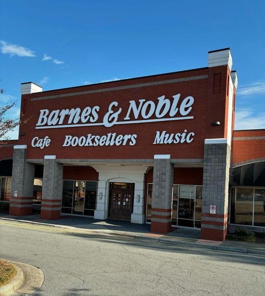 [UPDATED 12/1/2024] New Hope Commons Barnes & Noble Abruptly Closes